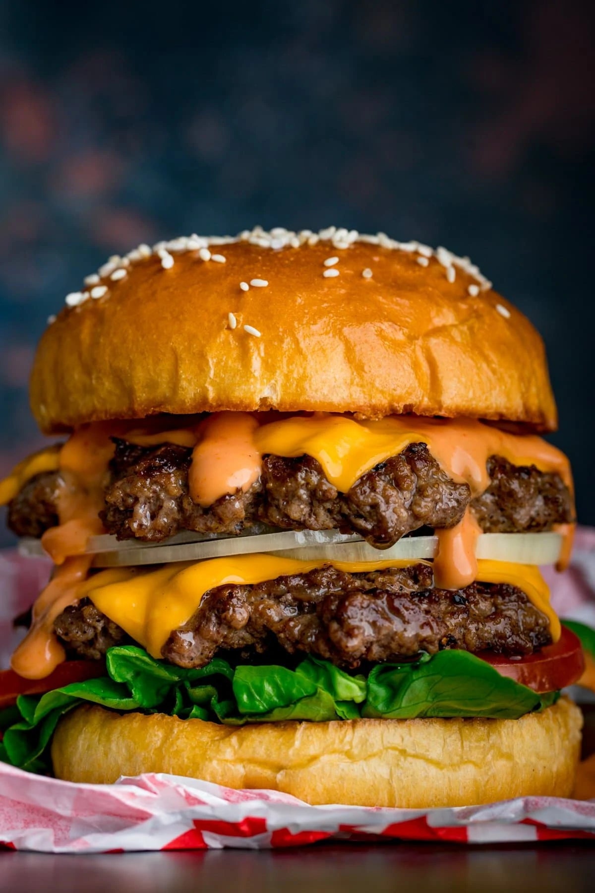 DOUBLE CHEESEBURGER